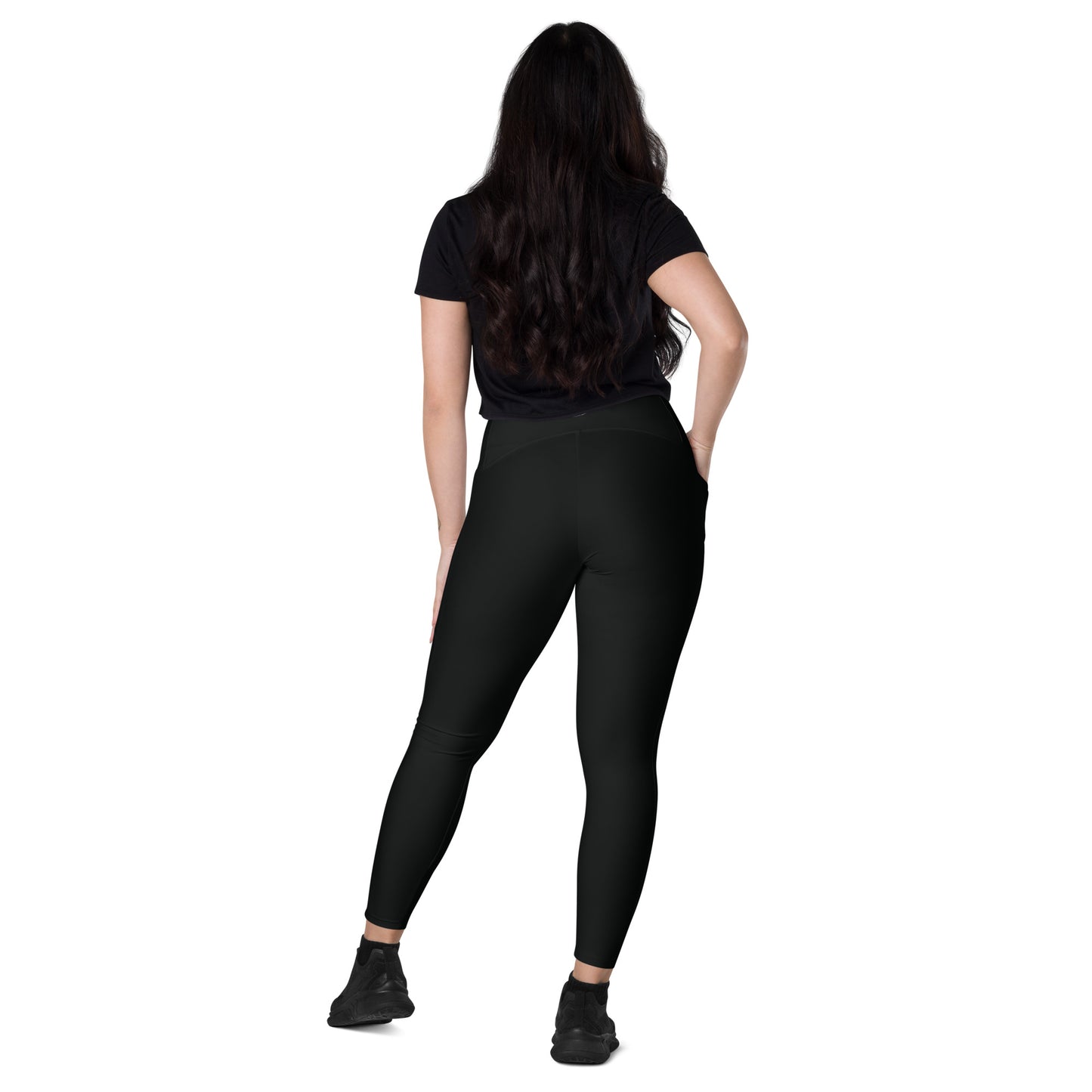 Leggings with pockets in solid black