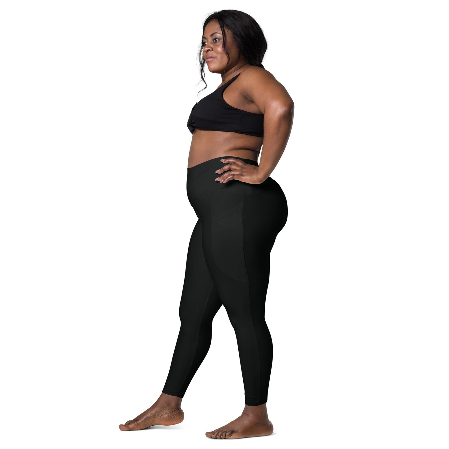Leggings with pockets in solid black