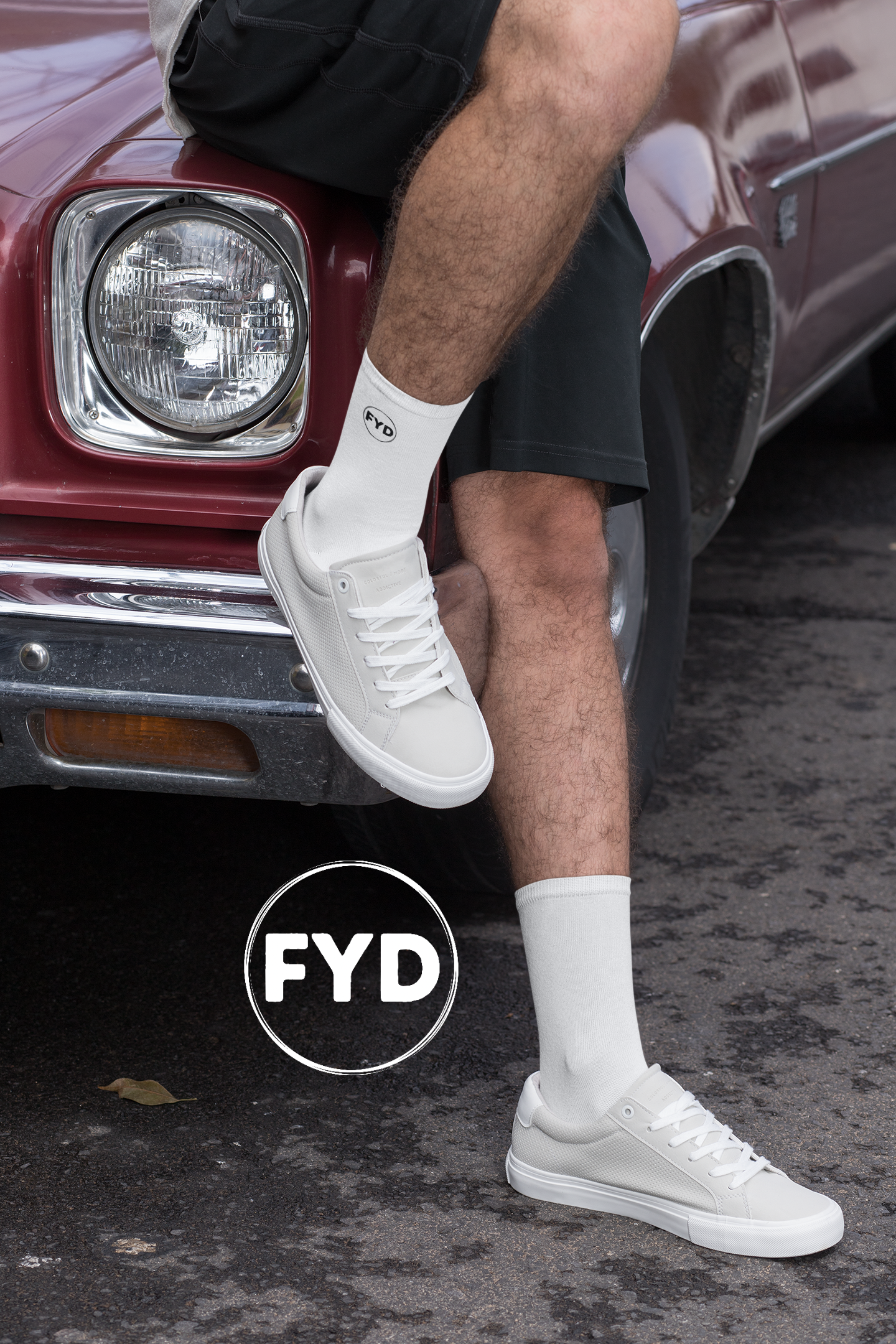 FYD Unisex Logo-Embroidered Sporty Socks in 3 colors